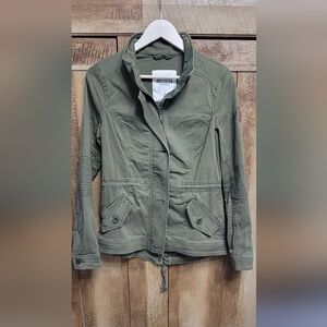 NWT Hollister Women's Green Jacket